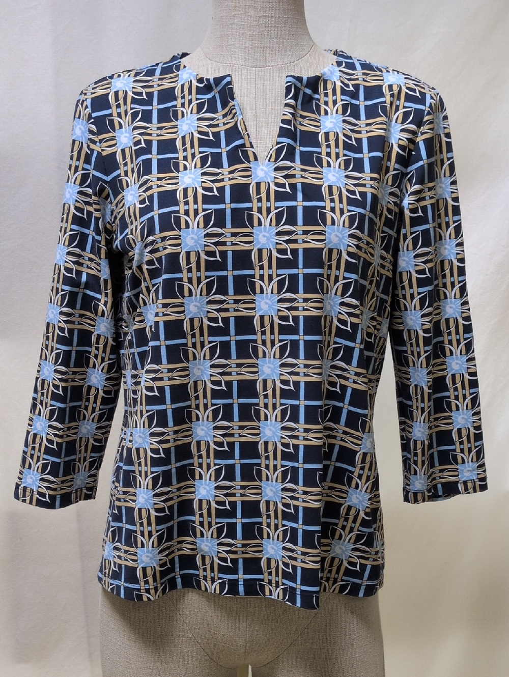 J. McLaughlin Split Neck Geo Top